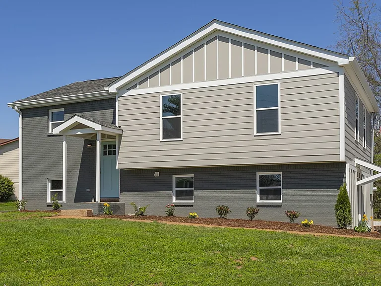 1608 Autumn Ridge Dr — Photo 6