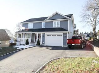 158 Auburn St, New Bedford, MA 02740