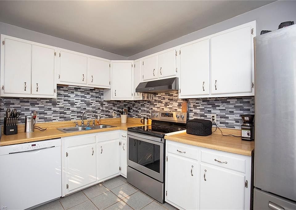1st image of 71 Ericsson St
