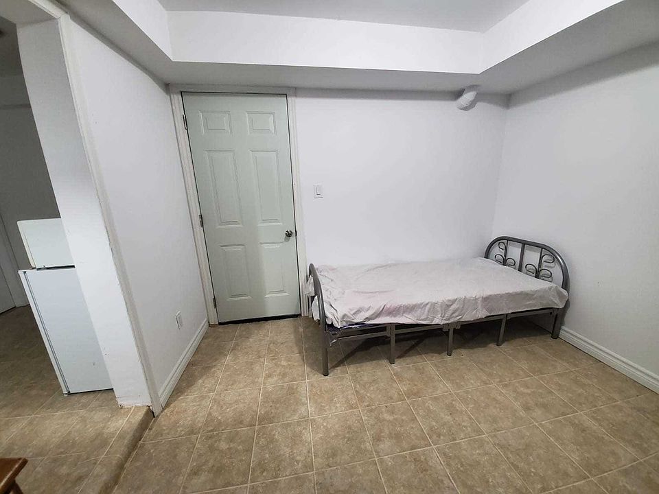 2nd image of 14 Highview Trl