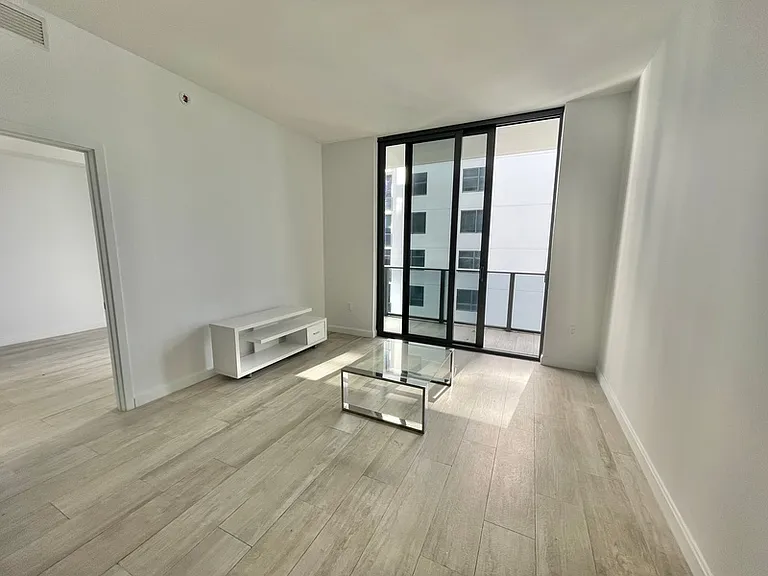 55 SW 9th St #4210 — Photo 17