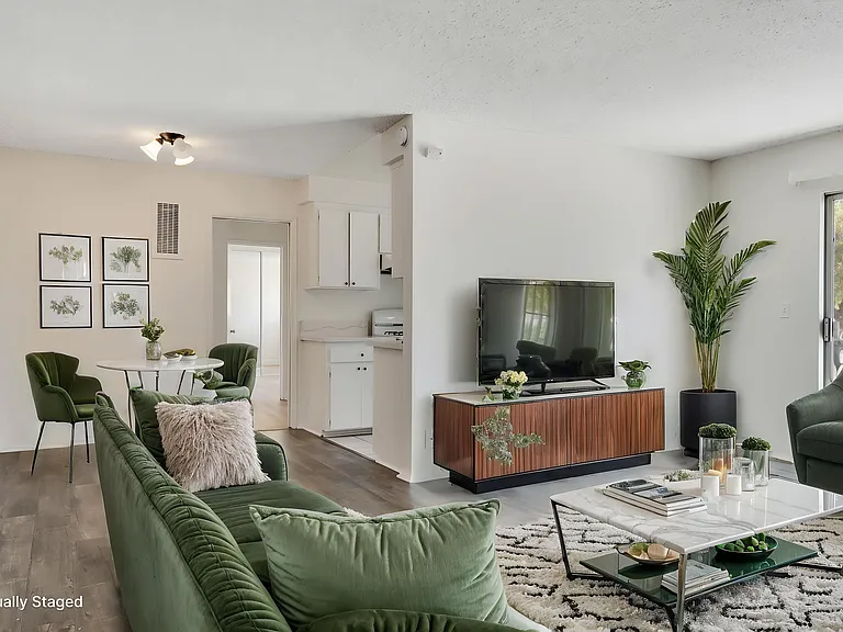 1522 Euclid Ave #11 — Photo 1
