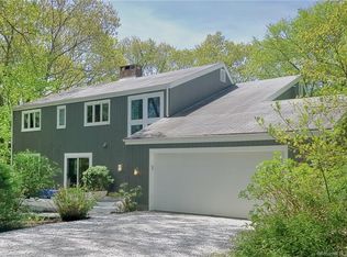351 Country Ln, Orange, CT 06477