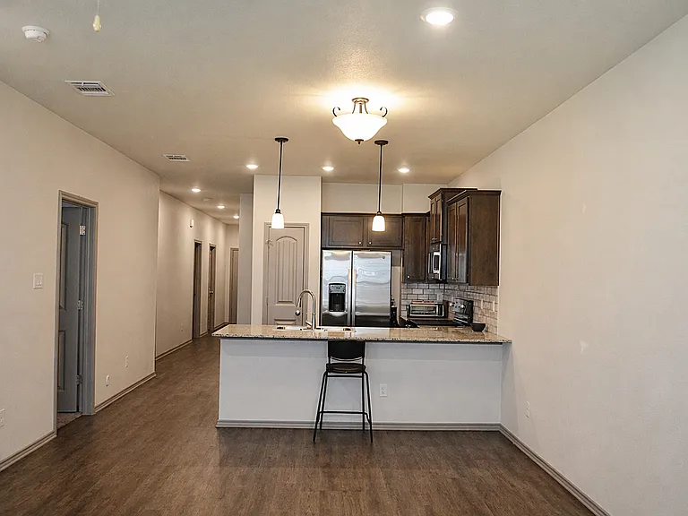 334 Green Valley Dr — Photo 7