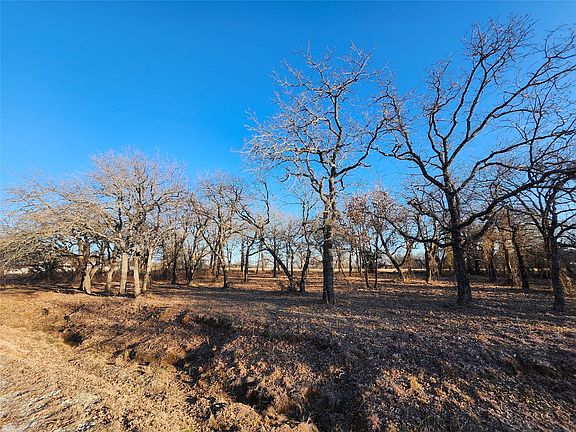 3rd image of 126 Diamond Oaks Dr