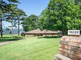 18222 Lakeside Dr, Flint, TX 75762