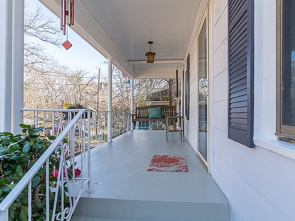 4th image of 3045 Oakham Pl