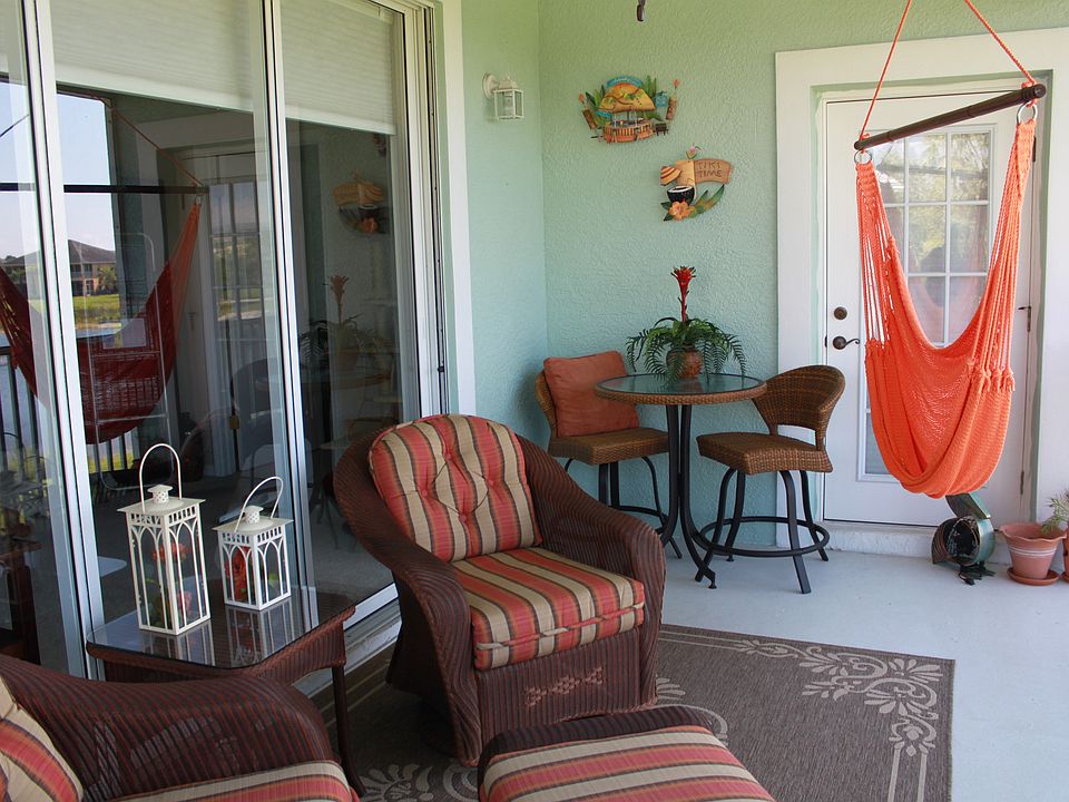 Largest Lake Villa in Gated 