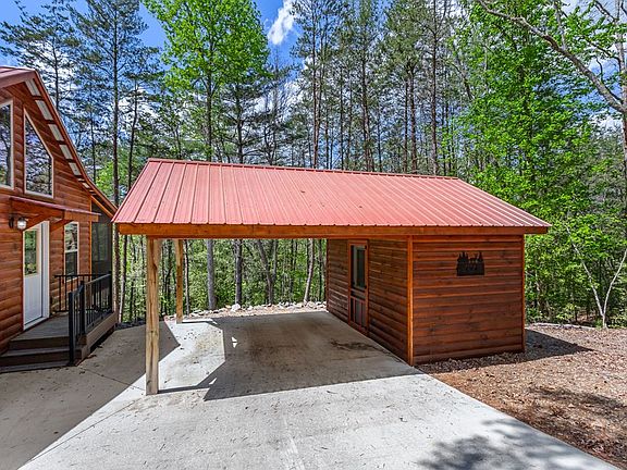 3rd image of 194 Woodcrest Drive