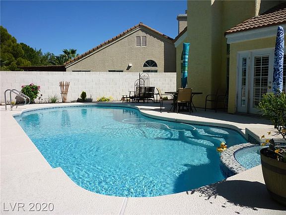 4th image of 8804 Surf View Dr