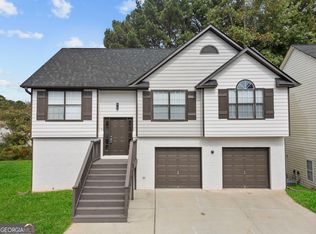 955 Loch Forest Way, Riverdale, GA 30296