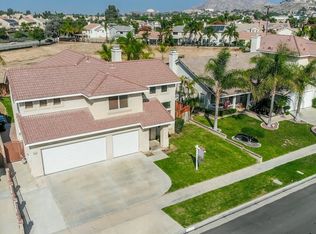 1341 Hermosa Dr, Corona, CA 92879