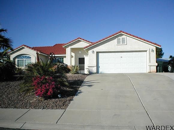 1st image of 2175 E Hammer Ln