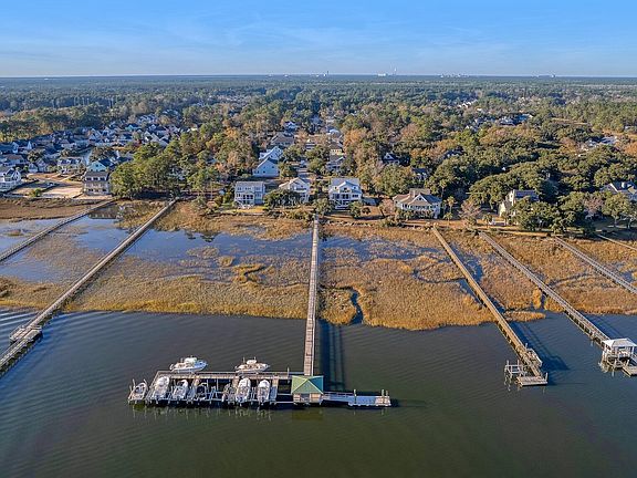 2nd image of 141 Wando Reach Rd