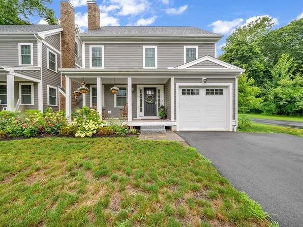 4 Roselett Way #4, Amesbury, MA 01913