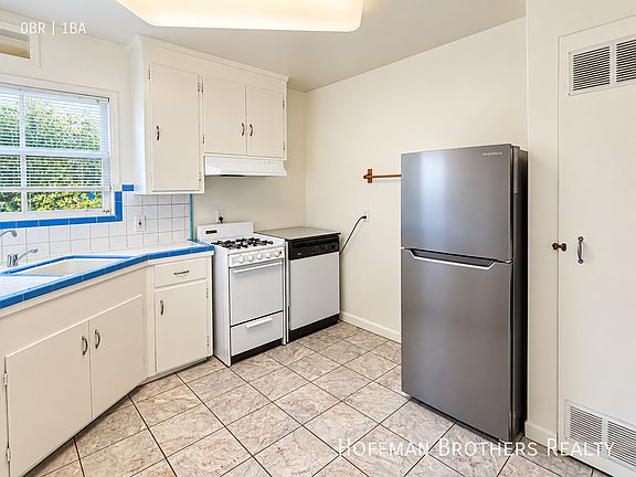 2nd image of 1146 Hearst Ave #C