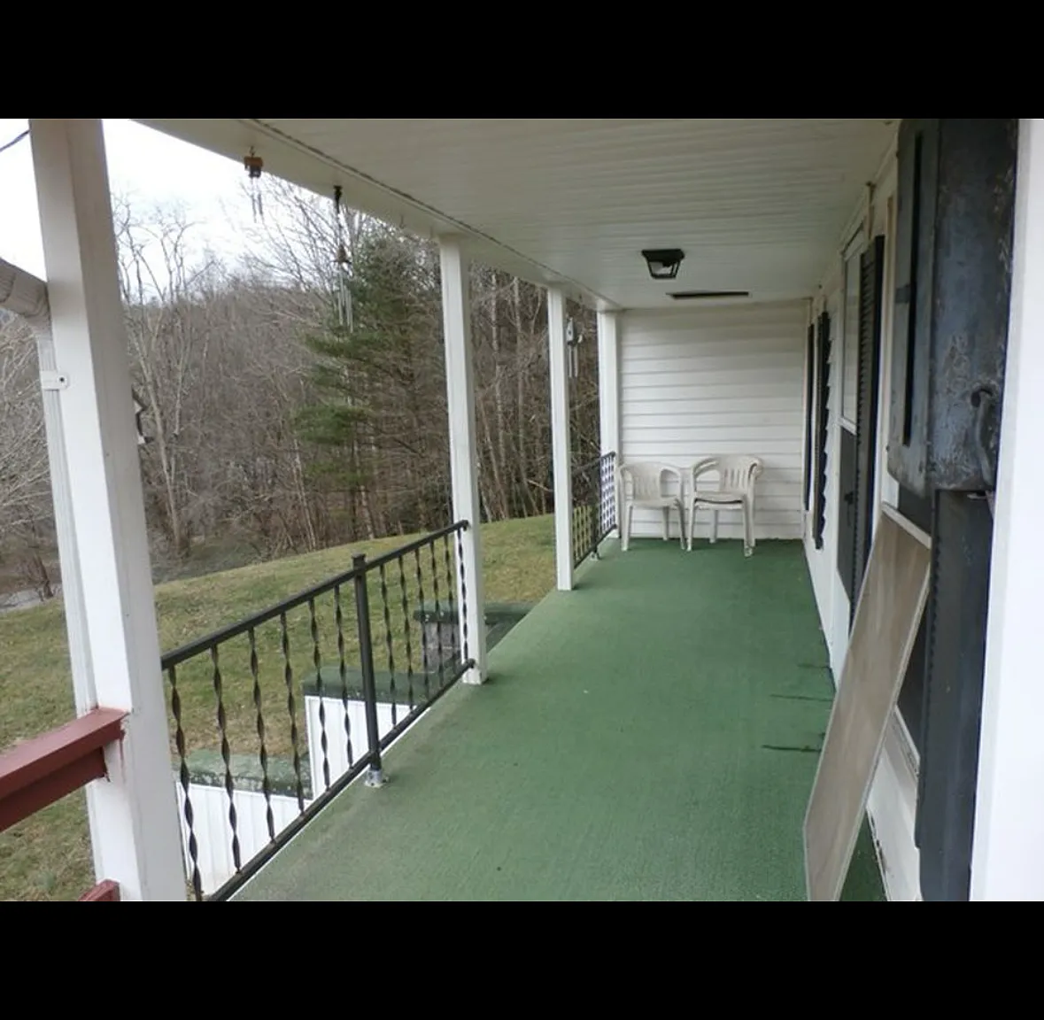 2 bed, $1,300 — Photo 4