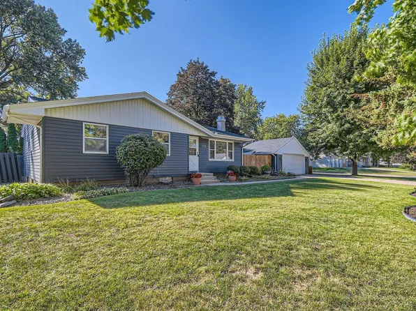 6265 Woodbine Ct, Woodbury, MN 55125