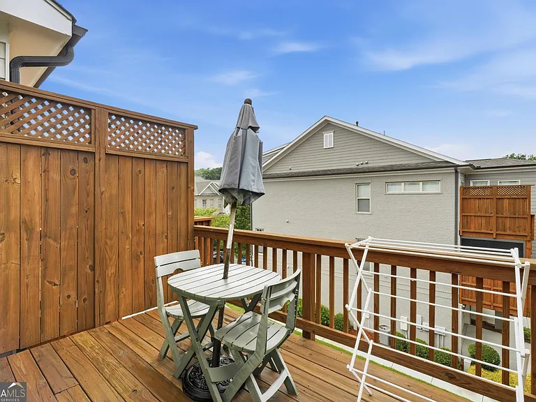 4245 Deming Cir — Photo 37