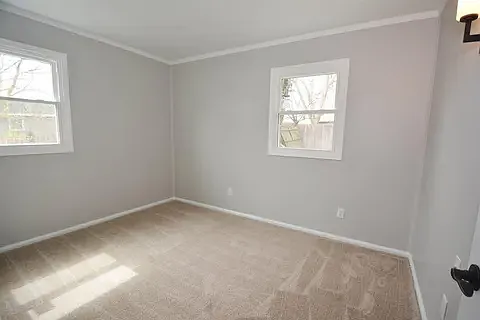 E Circle Dr — Photo 9