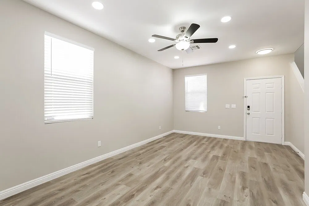 3 bed, 2.5 bath, 1598 sqft, $3,500 — Photo 4