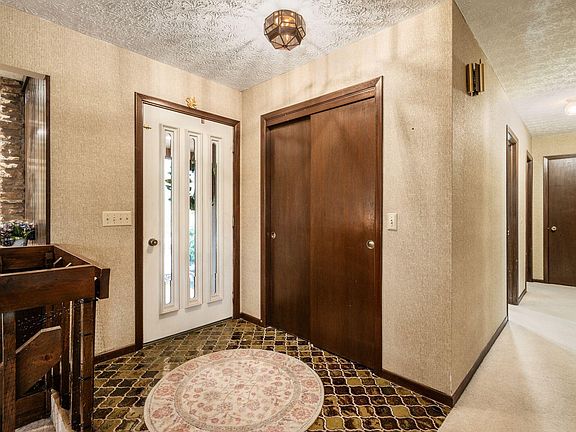 2nd image of 1240 Autumn Park Ct