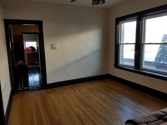 4th image of 2718 N Campbell Ave #2