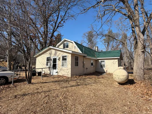 2481 Sunny Acres Ln, Saint Croix Falls, WI 54024