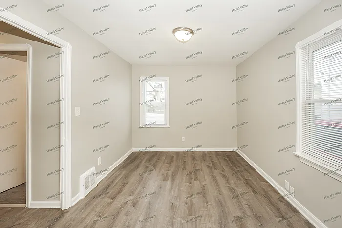 2192 W 100th St — Photo 7