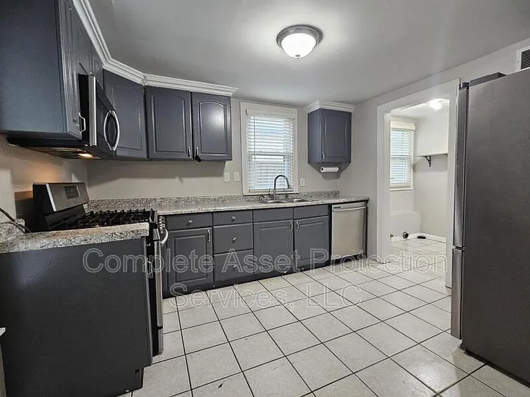 7209 Catherine St — Photo 7