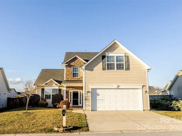 41 Alligator Dr, Fletcher, NC 28732