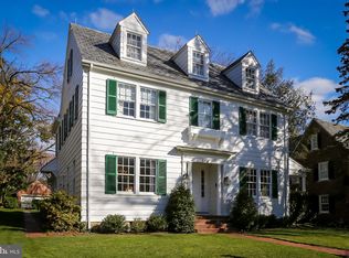 202 Saint Dunstans Rd, Baltimore, MD 21212