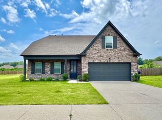 5711 Tucker Landing Dr, Horn Lake, MS 38637