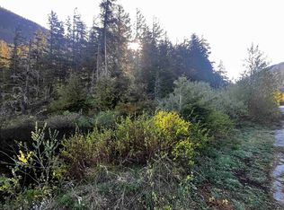 Rll1 Strawberry Ln, Hope, BC V0X 1L5