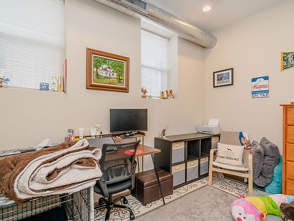 5th image of 1447 W Superior St #B05