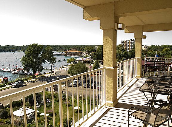 2nd image of 335 Wrigley Dr #405-6