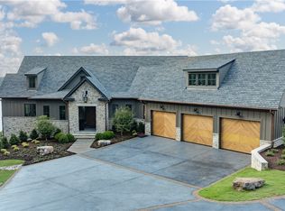 14870 Edgewater Dr, Northport, AL 35475