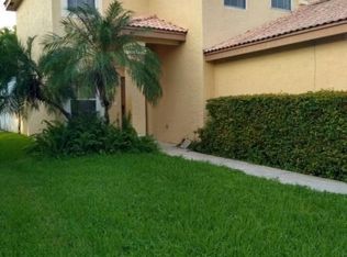 17656 SW 20th St, Hollywood, FL 33029