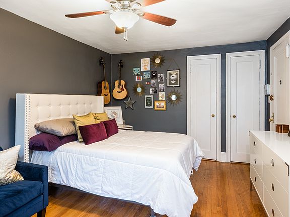2nd image of 127 E 31st St APT 2D