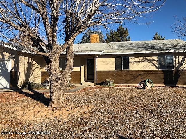 1st image of 3104 Carmel Dr