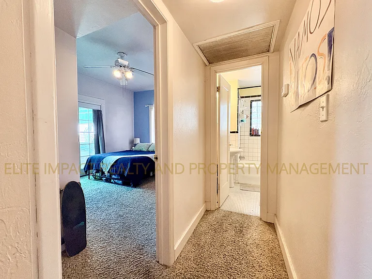 2216 E 6th St #1 — Photo 10