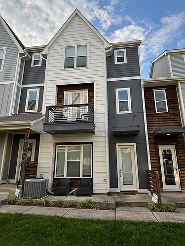 700 James Ave Photo 1