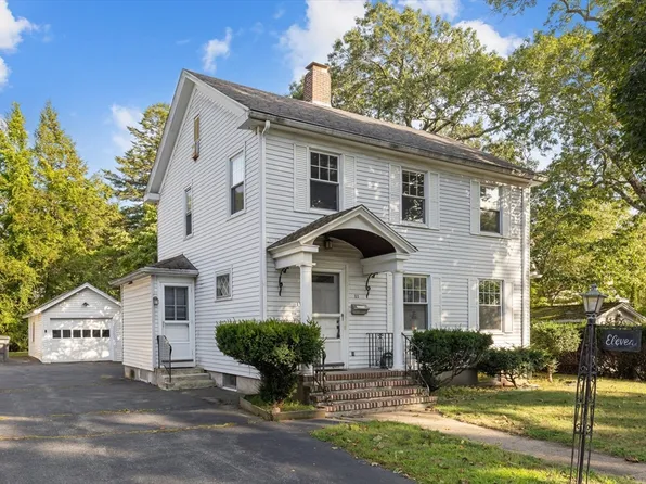 11 Robertson Rd, Framingham, MA 01702