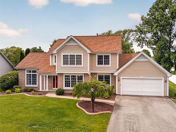 4th image of 880 Macintosh Dr