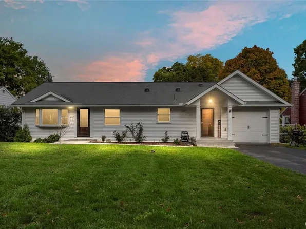 121 Euclid Dr, Fayetteville, NY 13066