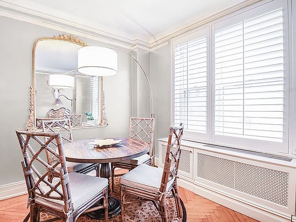 3rd image of 50 E 72nd St #5C