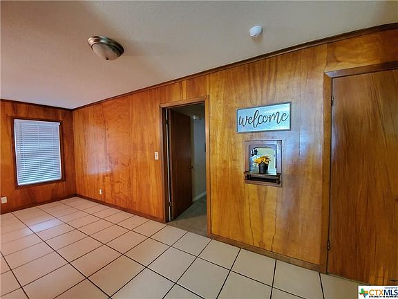 4th image of 2206 E Rosebud Ave