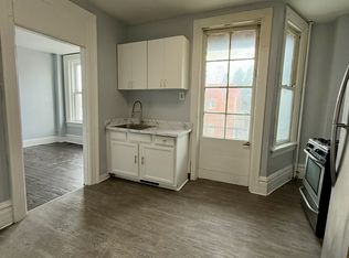 215 Center Ave #207, Pitcairn, PA 15140