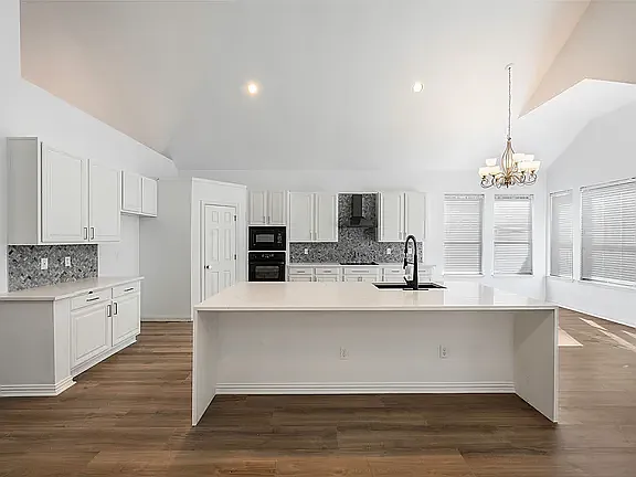 1700 Little River Ct — Photo 12