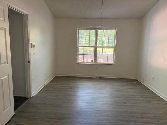 2196 Stenger Rd — Photo 9